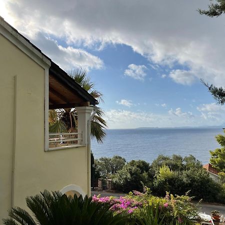 בארבאטי Hotel Odeon B&B מראה חיצוני תמונה
