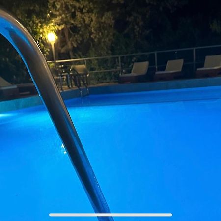 בארבאטי Hotel Odeon B&B מראה חיצוני תמונה
